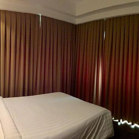 Padgett Place Prime Suites Cebu Zewnętrze zdjęcie